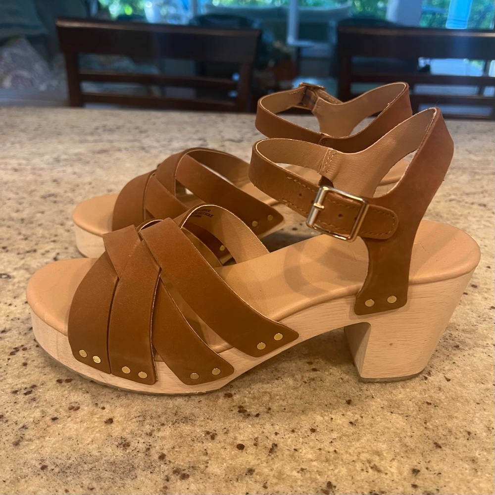 Strappy wood & leather clogs